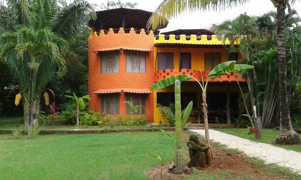 El Castillo Divertido Paraíso 外观 照片